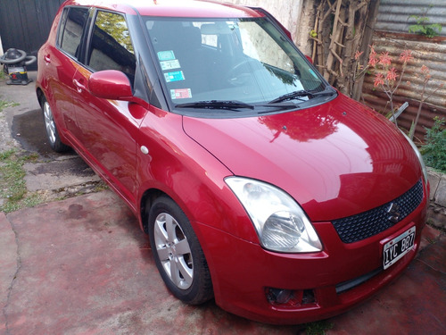 Suzuki Swift Chocado Muy Poco Andando