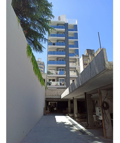 Departamento De 1 Dormitorio En 1 De Mayo 1374