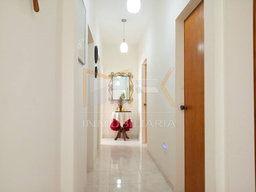 Imagen 5 de 9 de Mk Vende Espacioso Apartamento En Urb. San Jacinto ** +584144513941 **