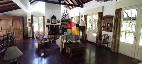 Casa 4 Dormitorios En Playa Mansa Punta Del Este Con Gran Terreno