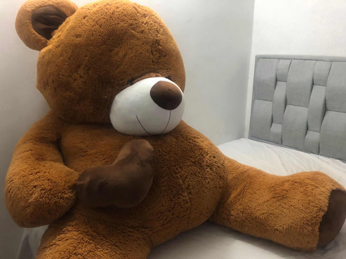 Oso De Peluche 2mts Ideal Para Regalo