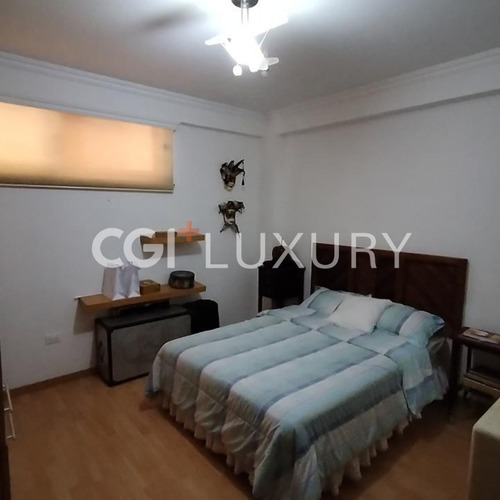Cgi+ Luxury Lecheria Vende Amplio Apartamento Planta Baja, En Siete Mares