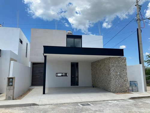 Casa En Venta En Dzitya, Mérida