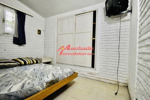 Casa En Zona Playa Mansa- Ref: 6342