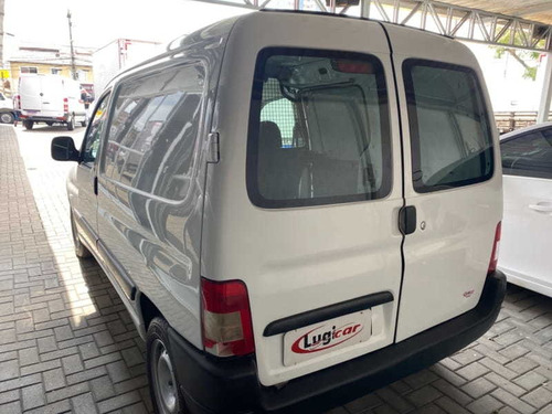 Imagem 3 de 6 de Peugeot Partner Furgão 2015