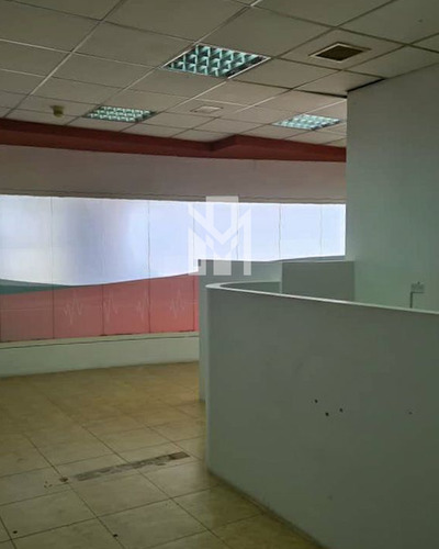 Imagen 2 de 5 de Local Comercial En Venta, Torre Colon, Puerto Ordaz
