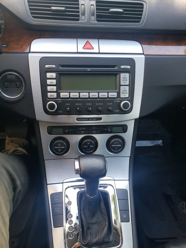 Volkswagen Passat 2.0t Fsi Luxury