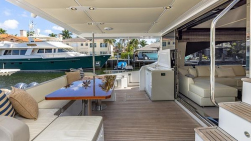 Azimut Flybridge 72 Lv3501