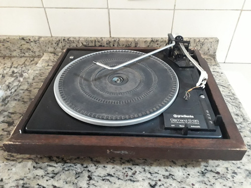 Toca Discos Gradiente S-95  Garrard No Estado Leia Descrição