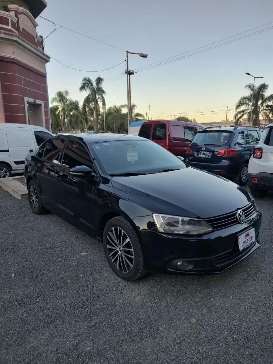 Volkswagen Vento 2.0 Luxury I 140cv