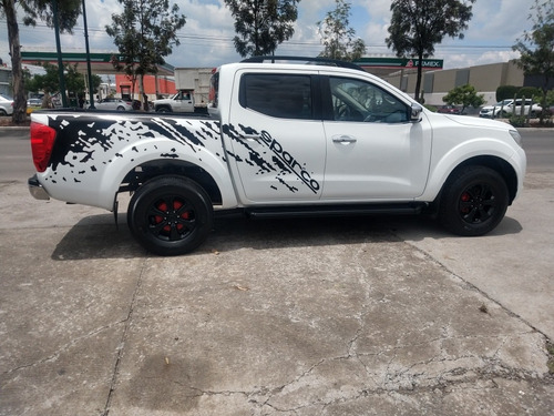 Imagen 4 de 15 de Nissan Np300 Frontier 2017 2.5 Le Aa Mt
