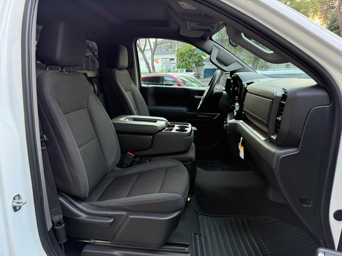 Chevrolet Cheyenne 5.3 Cab Reg Lt 4X4 At