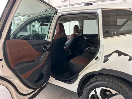 Subaru Forester 2.5 Touring Awd Cvt