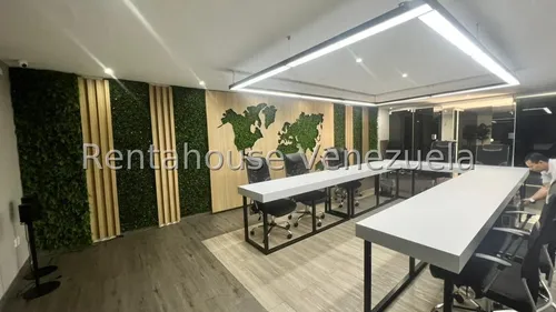 Casa En Alquiler Chuao Vgi