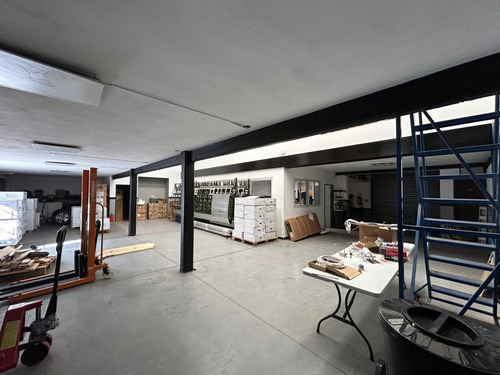 En Alquiler, Victoria, Muy Buen Galpon-deposito Con Oficinas, Proximo A Acceso Tigre
