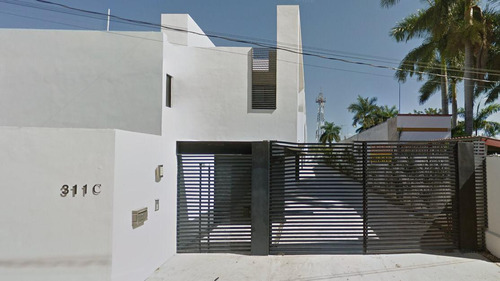 Townhouse En Renta En Santa Rita Cholul