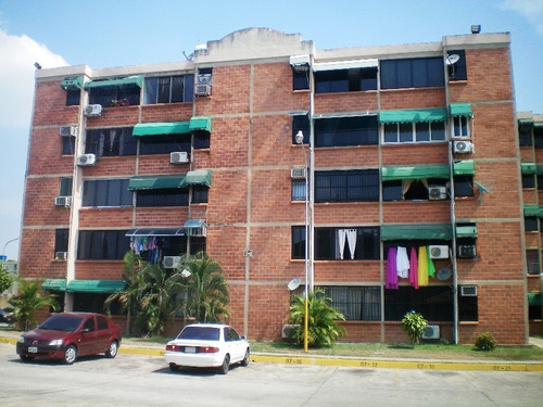 Venta Apartamento Conj. Resid. Los Laureles, Sector Los Caobos