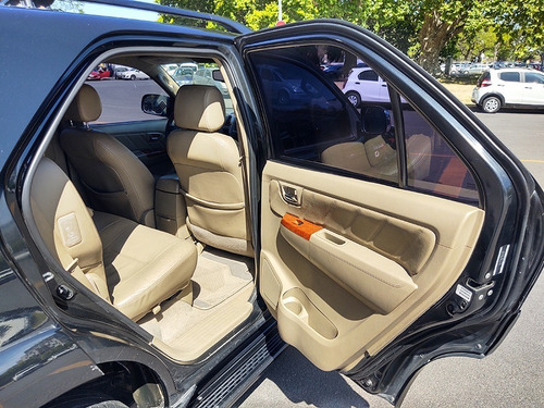 Imagen 18 de 25 de Toyota Sw4 2011 Srv 4x4 7 Asientos Hilux Abasto Motors