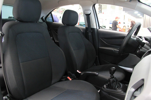 Imagem 10 de 13 de Chevrolet Onix 1.0 Mpfi Joy 8v Flex 4p Manual
