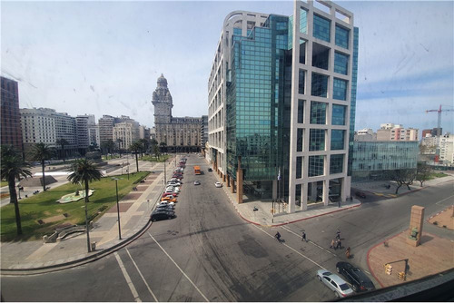 Alquiler Oficina Ciudad Vieja , Excelente Vista!