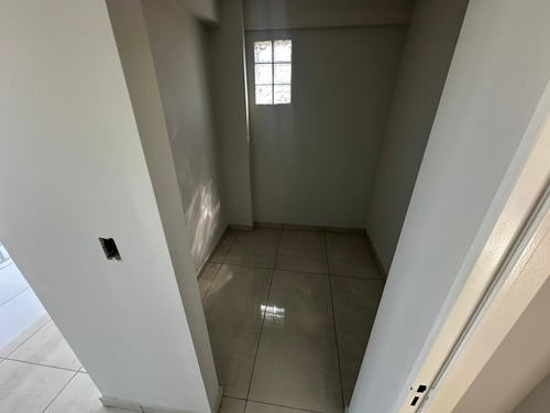 Departamento De 3 Ambientes A Estrenar En Flores. Full Amenities Premium