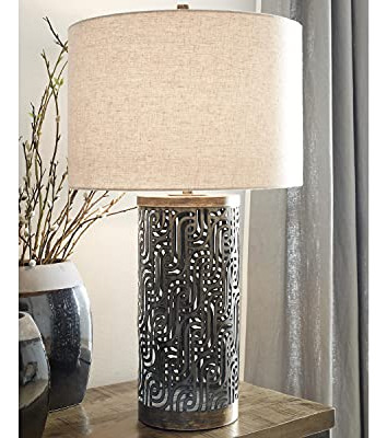 Signature Design By Ashley - Lámpara De Mesa De Metal Dayo -