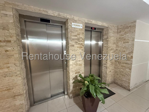 Alquilo Apartamento En Los Naranjos Humbold Lisbet Seijas #25-15809