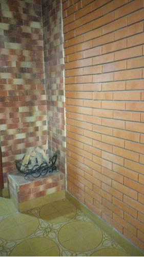 Casa 3 Ambientes En Caseros, Tres De Febrero