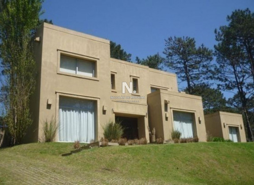 Casa A La Venta En La Barra- Ref: 4176
