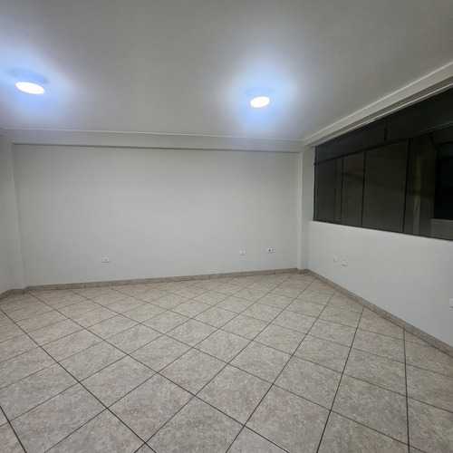 Departamento En Los Olivos:
