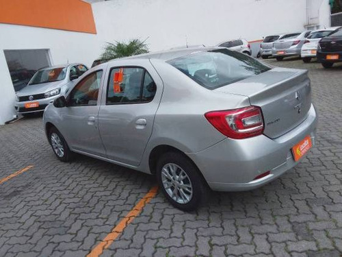 Imagem 7 de 10 de Renault Logan 1.0 12v Sce Flex Zen Manual