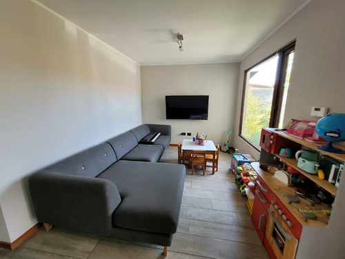 Imagen 9 de 22 de Excelente Casa A Pasos Colegio San Anselmo