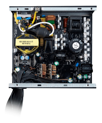 Imagen 9 de 10 de Fuente 700w Coolermaster G700 80+ Gold