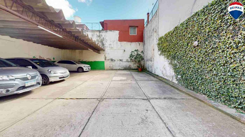 Venta 4 Amb Piso Alto Con Cochera En Colegiales