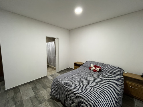 Vendo Casa Con 4 Habitaciones En Herrera, Entre Ríos.