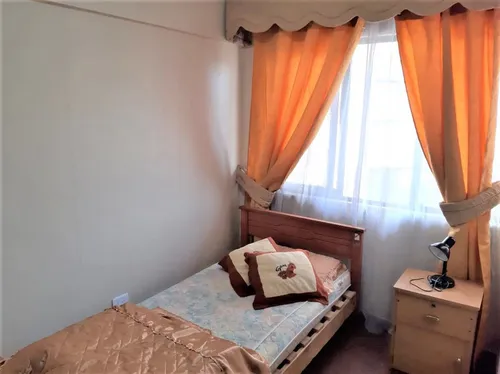 Departamento En Venta De 3 Dorm. En La Reina
