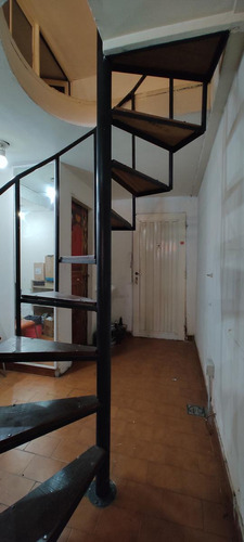 Local En Avenida Alberdi Paseo Comercial