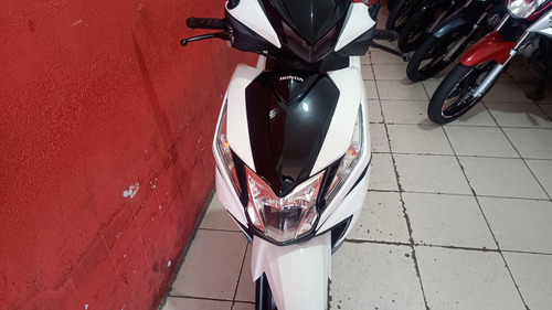 Honda Elite 2025 Com Apenas 76 Kms