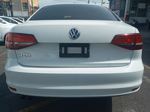 Imagen 4 de 11 de Volkswagen Jetta 2018 2.0 Tiptronic At