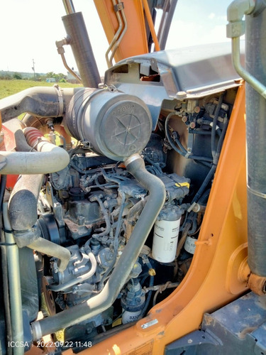 Retroexcavadora Case 580 N 4x4 Año 2017