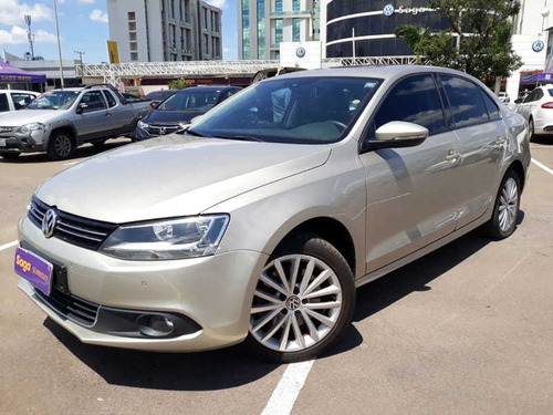 Volkswagen Jetta 2.0 T