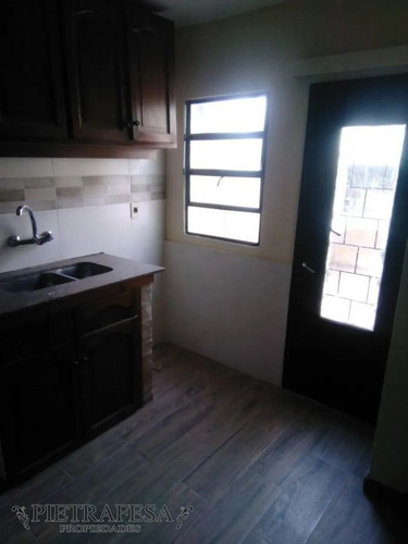 Imagen 5 de 15 de Apartamento En Venta- 2 Dormitorios 1 Baño Con Patio - Cochera - Av. Corrientes - Malvin Norte