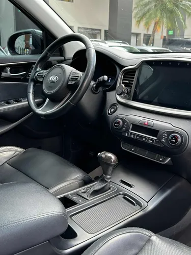 Kia Sorento 3.3