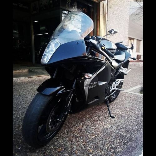 Imagen 4 de 8 de Hyosung Gtr 650