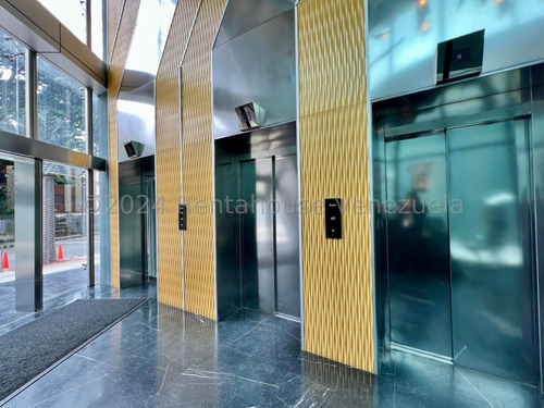 Oficina En Alquiler En Las Mercedes Torre Sena