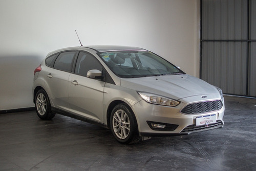 Imagen 10 de 17 de Ford Focus S