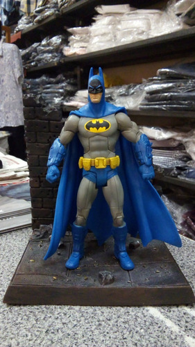 Dc Batman, Arkham City. Bat-suit, Legacy Edition, Suelto!!