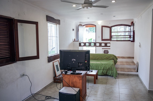 Imagen 13 de 30 de Casa Con Dpto, En Venta Dentro De Los 4 Bv.