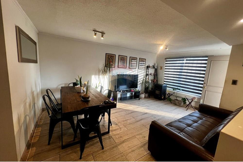 Casa Remodelada. Amplio Patio. Acceso A Club House