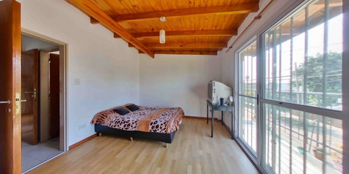 Casa 4 Ambientes Jardin+departamento+cochera Merlo